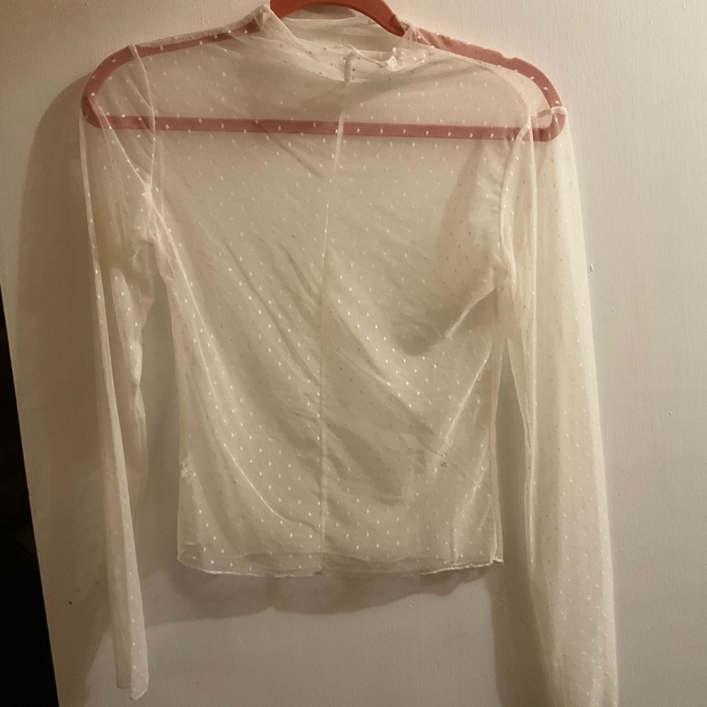 😍 Off White Mesh Mockneck Layering Top